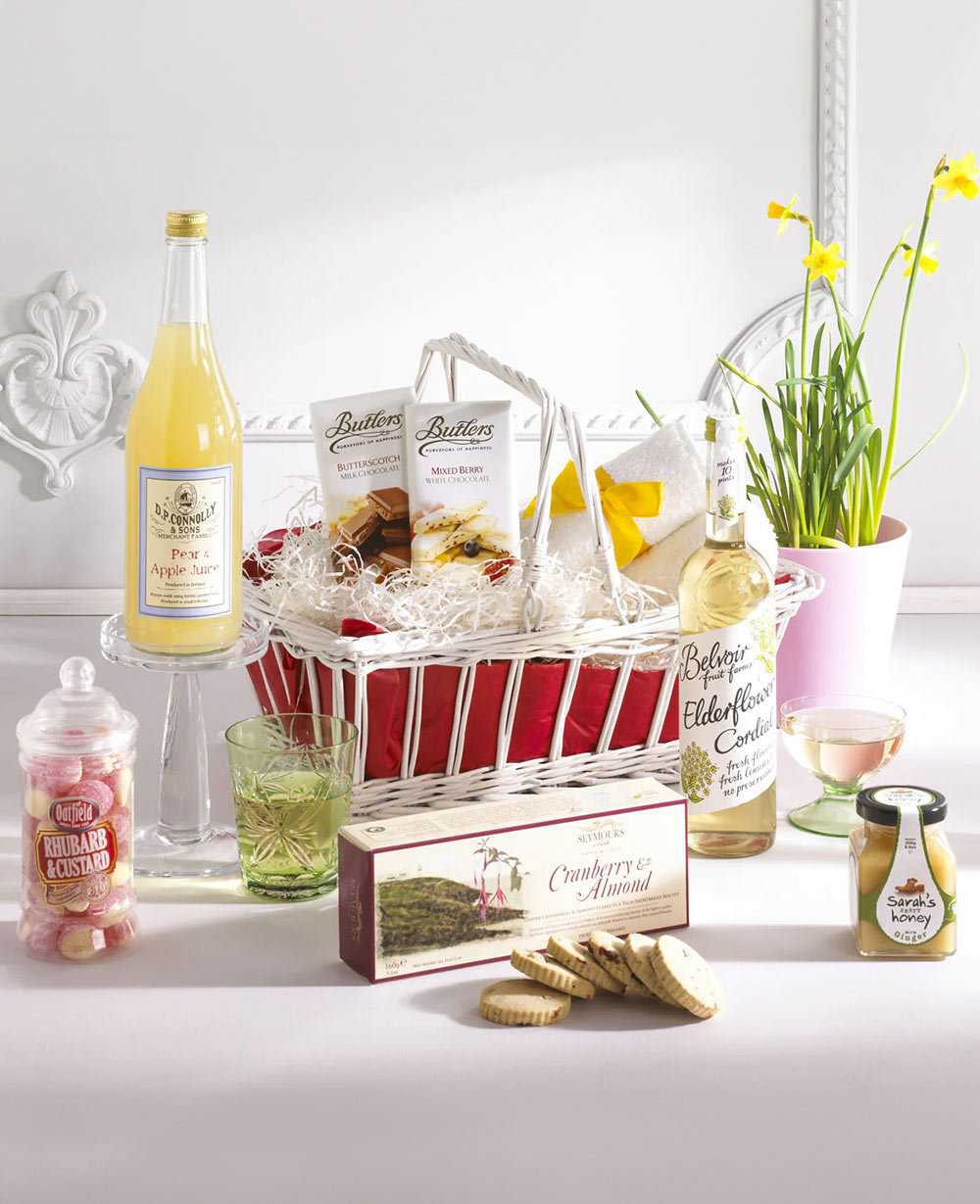 Sending Best Wishes Gift Hamper<br/>(Christmas Hampers)